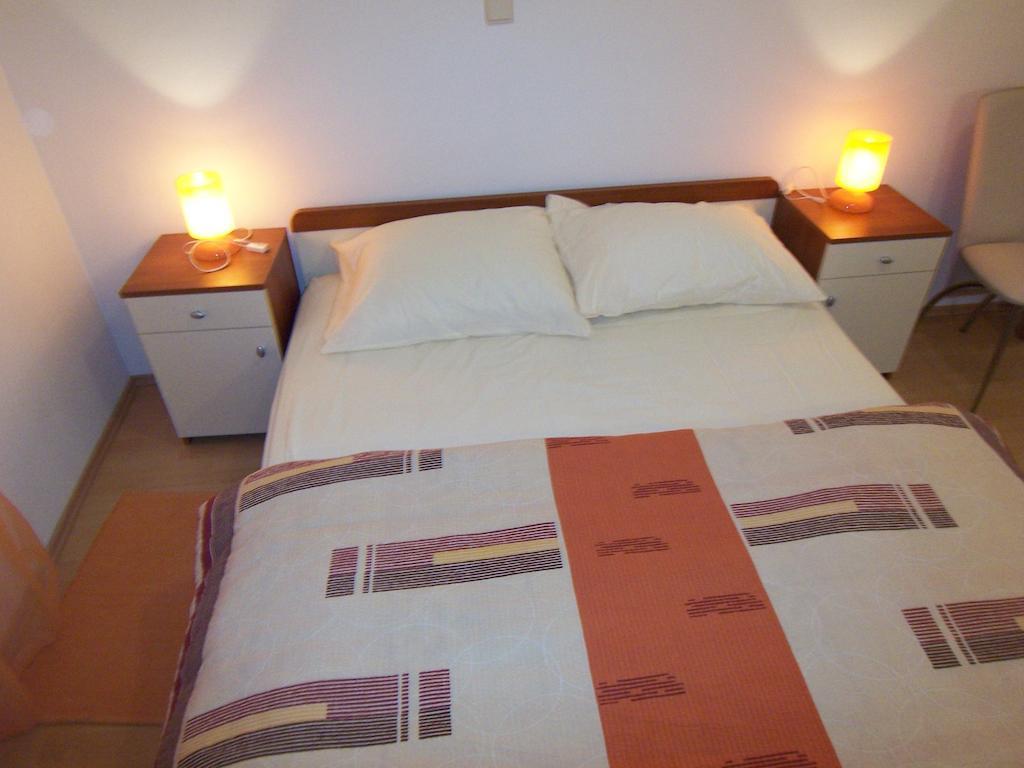 Apartments Croatia Brac Supetar Exterior foto